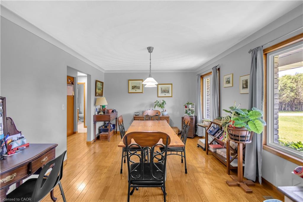 1306 St Johns Road W Property Photo 9