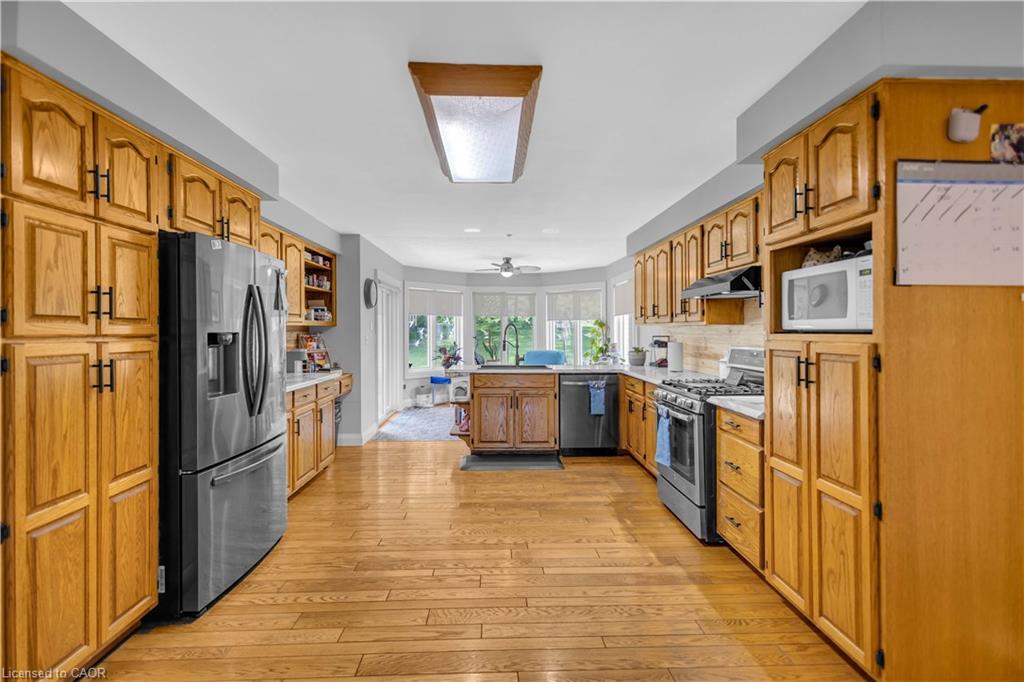 1306 St Johns Road W Property Photo 10