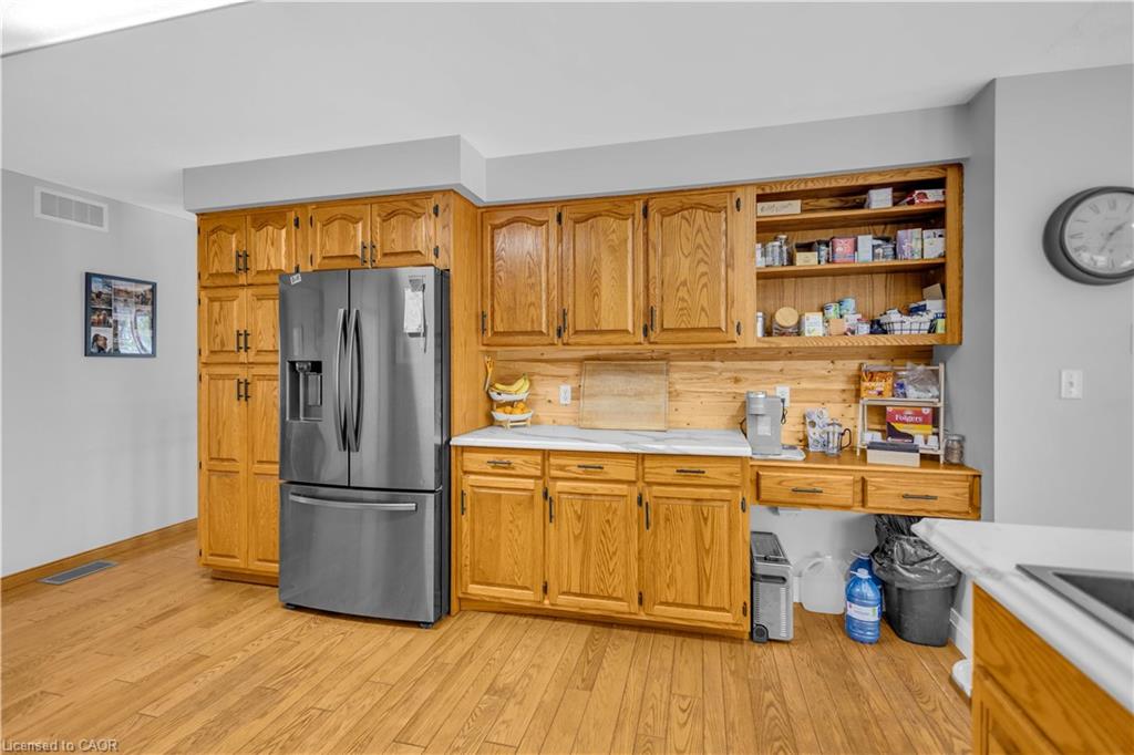 1306 St Johns Road W Property Photo 12