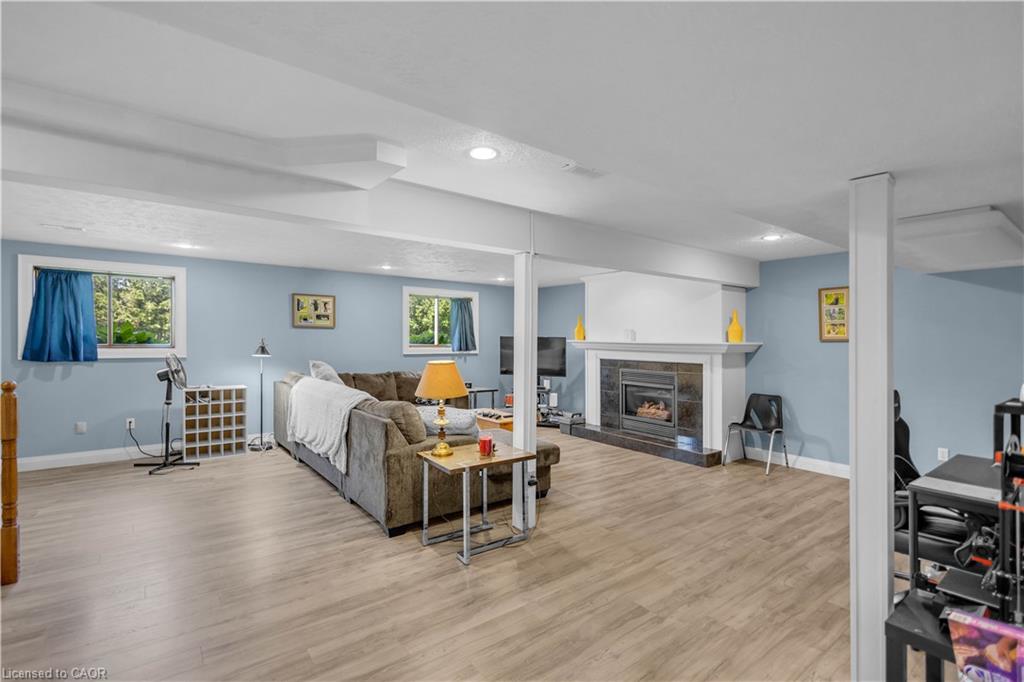 1306 St Johns Road W Property Photo 27