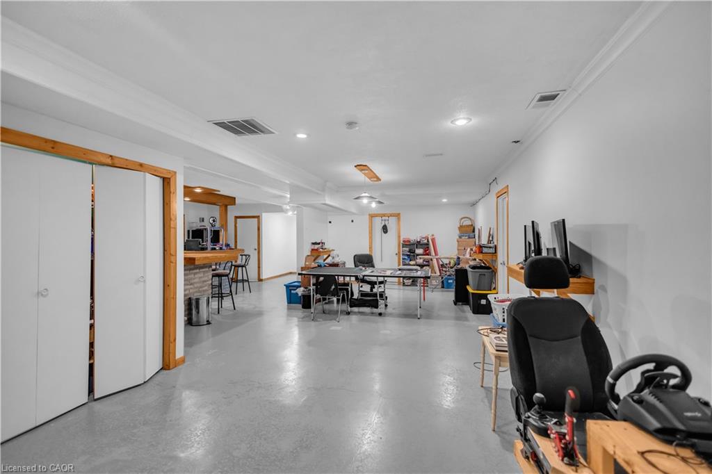 1306 St Johns Road W Property Photo 35