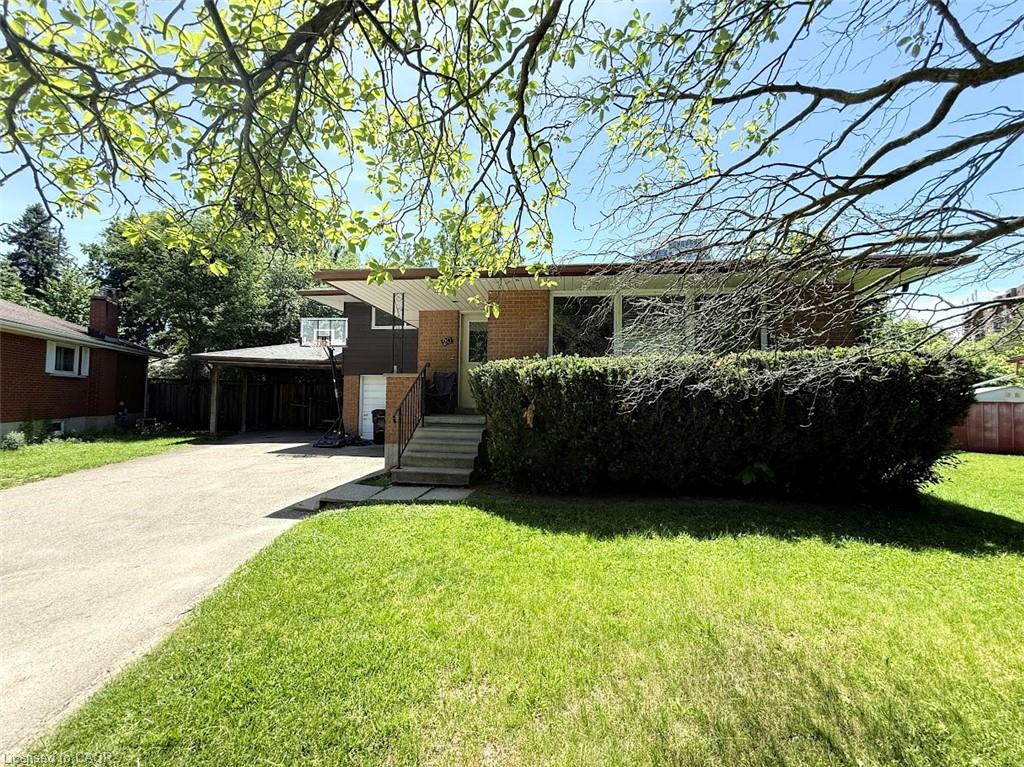 20 Cardill Crescent Property Photo 2