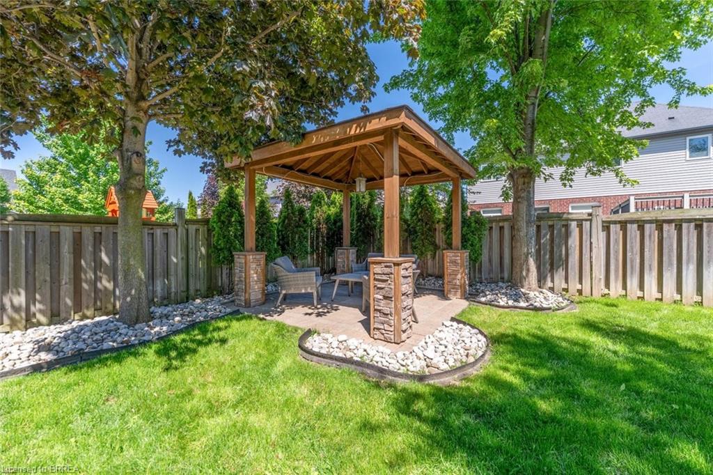 44 Mcqueen Drive Property Photo 2