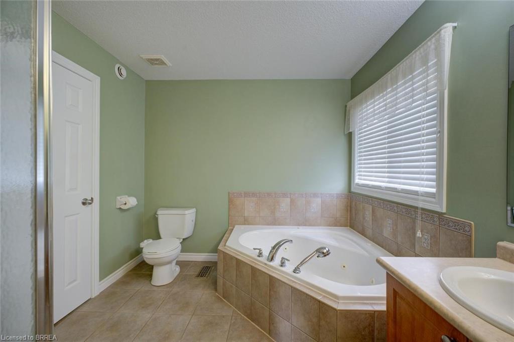 44 Mcqueen Drive Property Photo 10