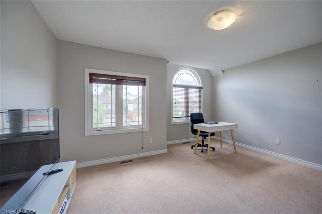 44 Mcqueen Drive Property Photo 31