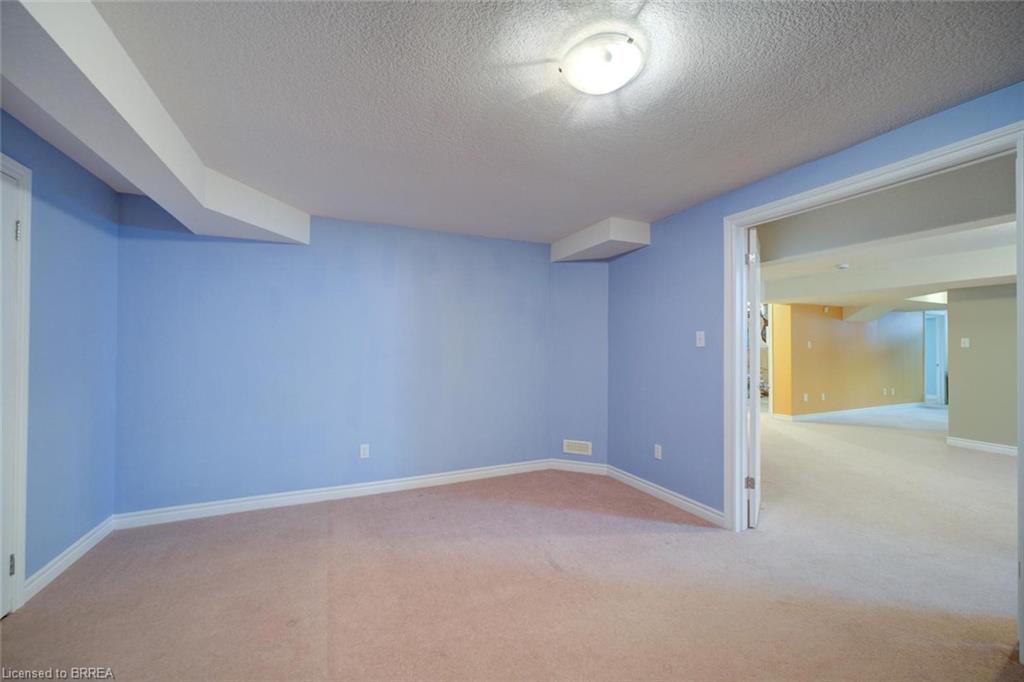 44 Mcqueen Drive Property Photo 42
