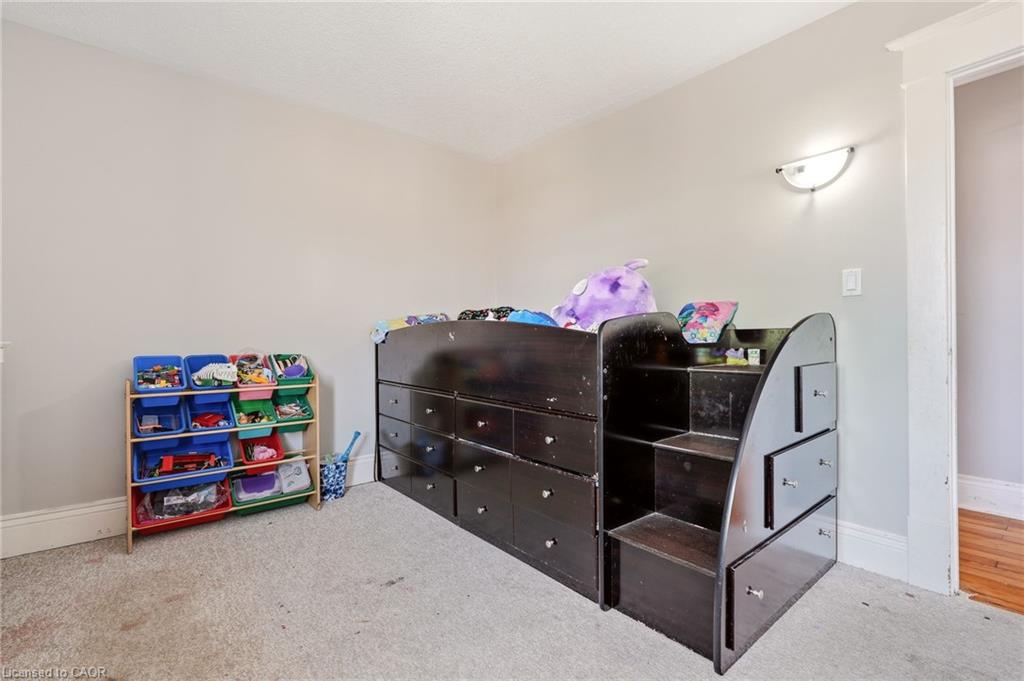 422 Lock Street W Property Photo 17