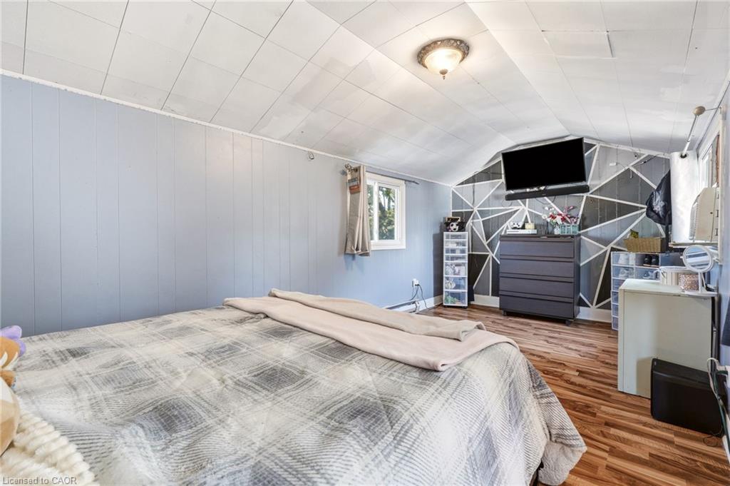422 Lock Street W Property Photo 19