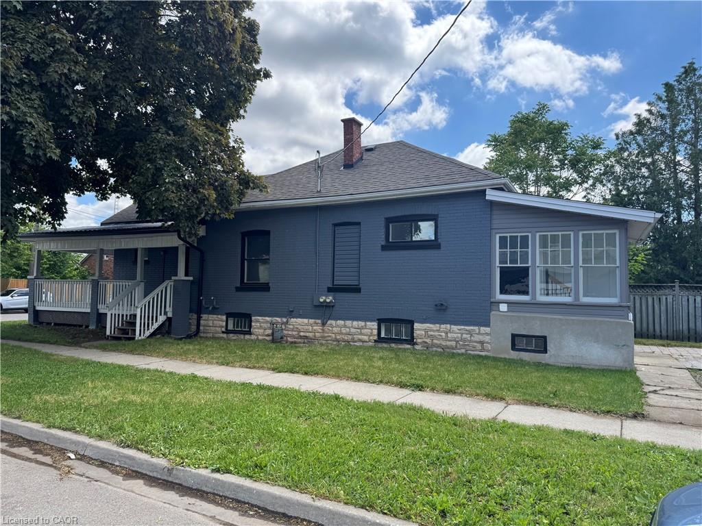 105 Catharine Avenue Property Photo 3