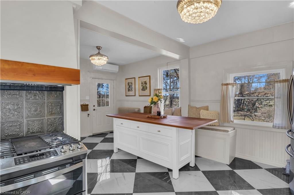 54 Bruce Street Property Photo 12