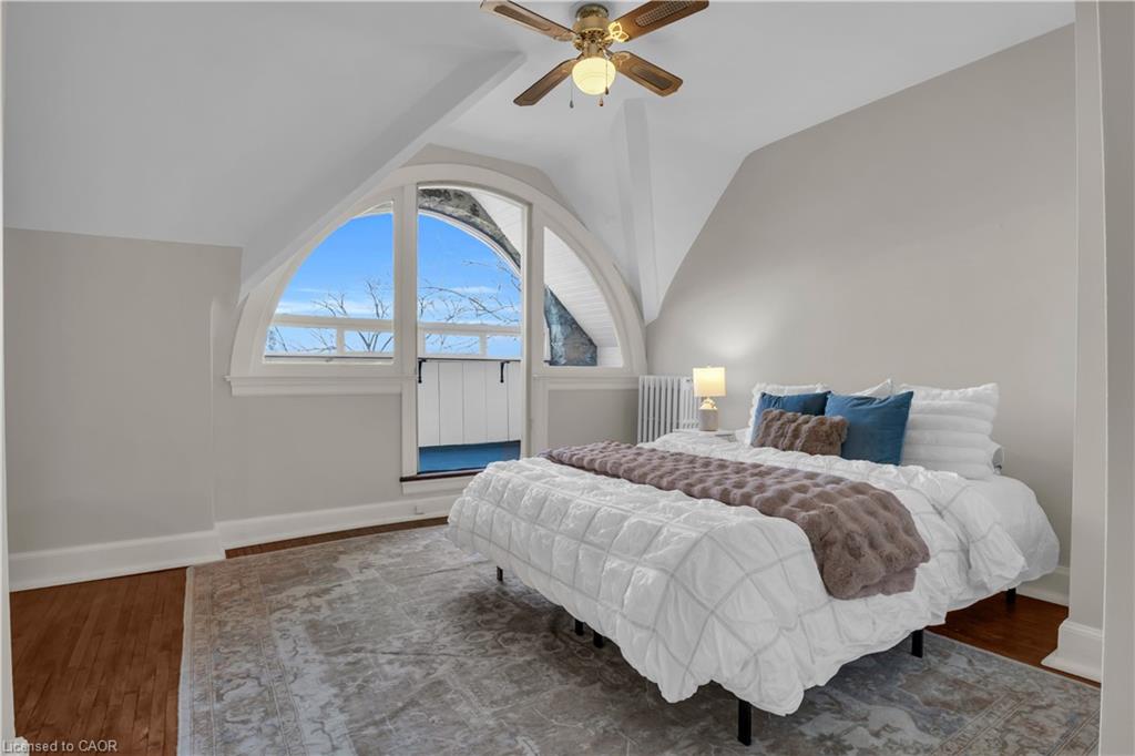 54 Bruce Street Property Photo 34