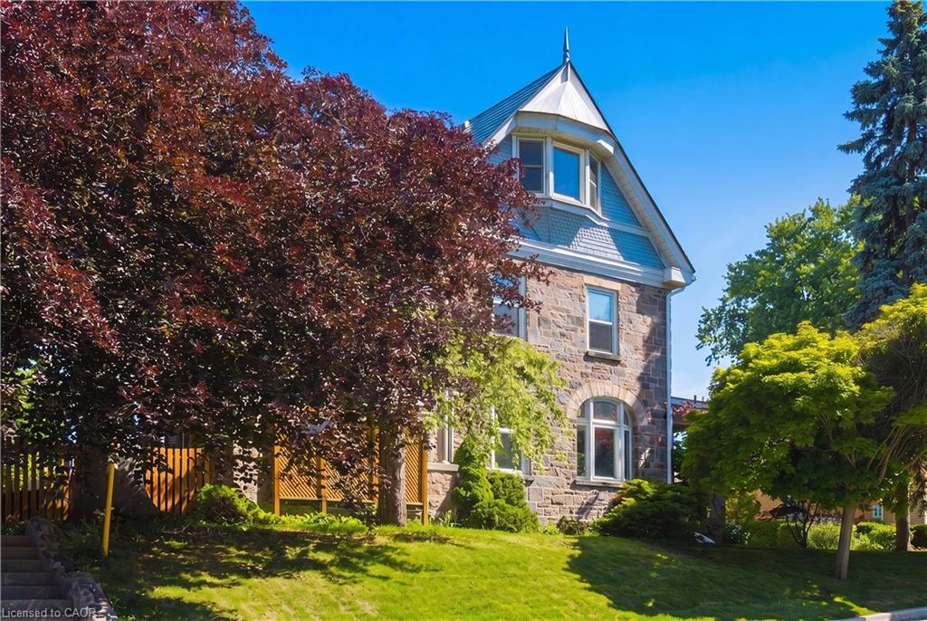 54 Bruce Street Property Photo 46