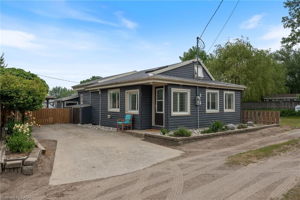 24 Private Lane Property Photo 2
