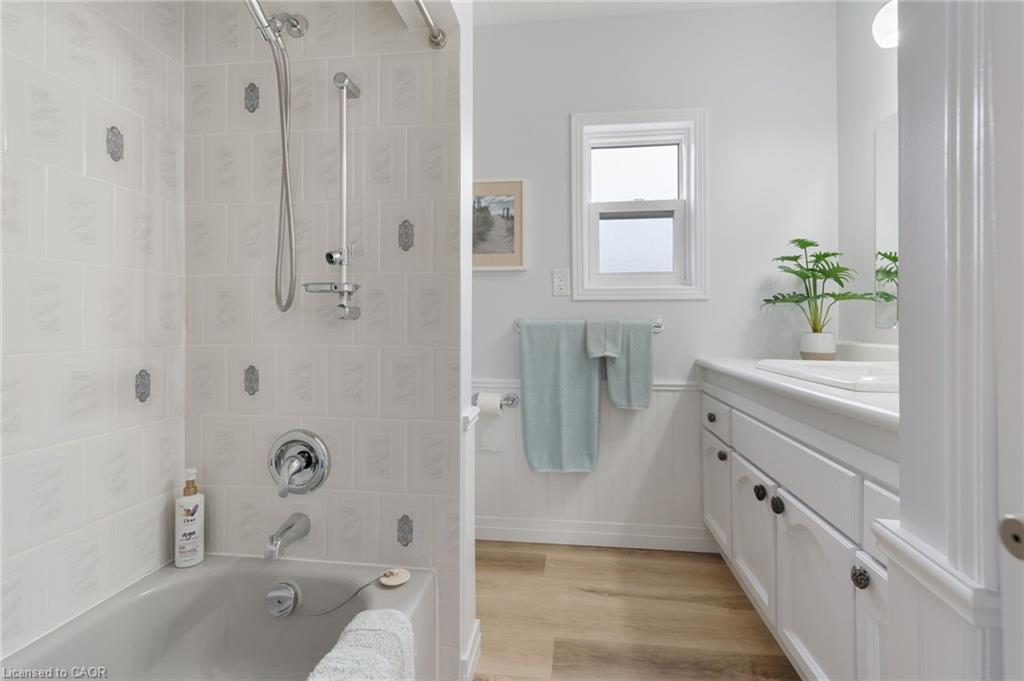 24 Private Lane Property Photo 18