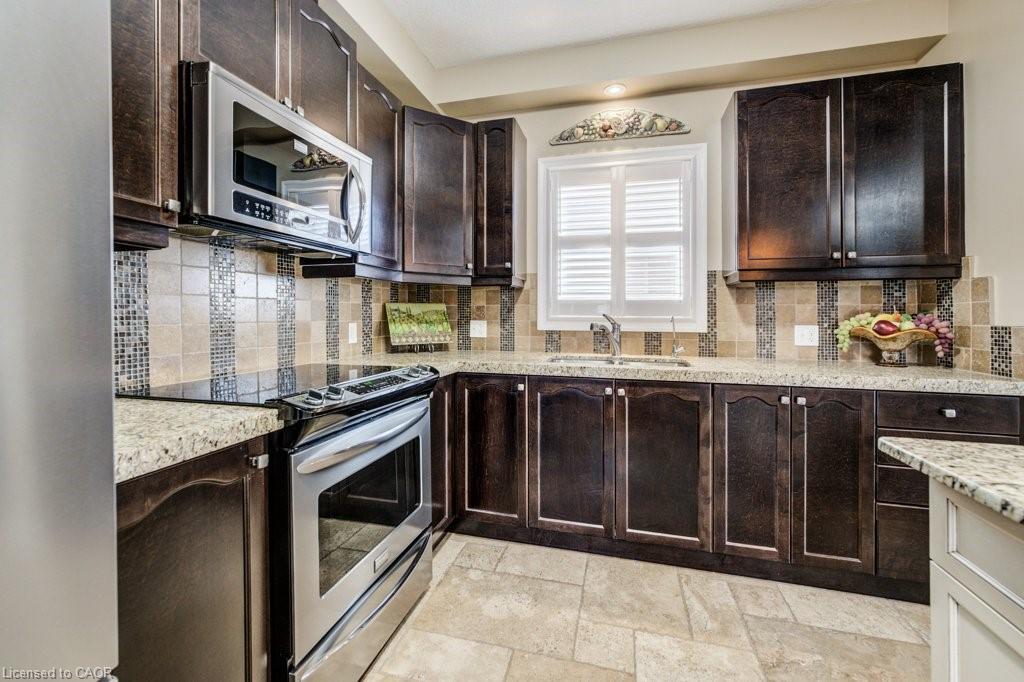 300 Watervale Crescent Property Photo 11