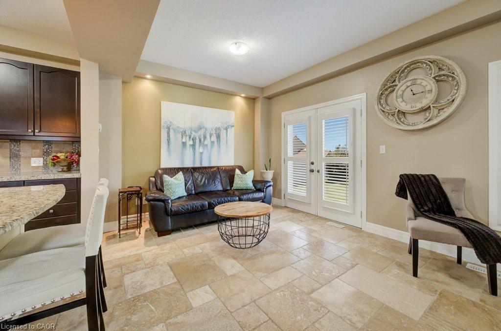 300 Watervale Crescent Property Photo 17