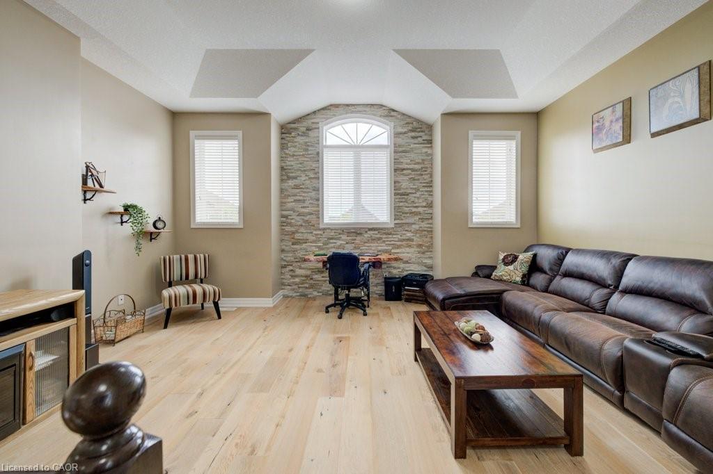300 Watervale Crescent Property Photo 20