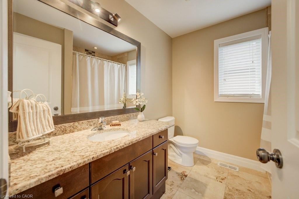 300 Watervale Crescent Property Photo 26