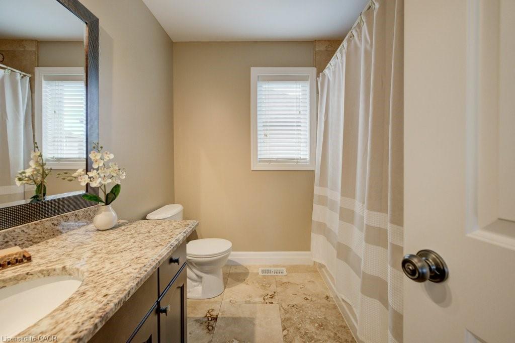 300 Watervale Crescent Property Photo 27