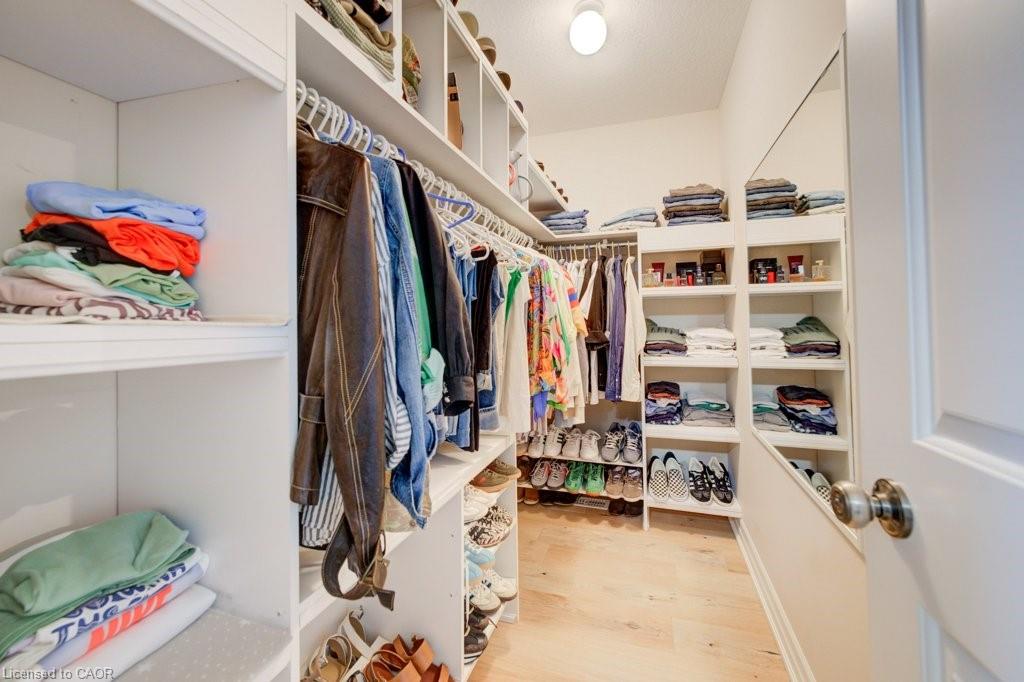 300 Watervale Crescent Property Photo 29