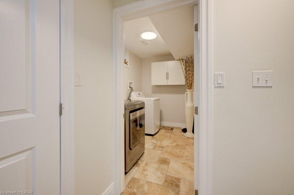 300 Watervale Crescent Property Photo 35
