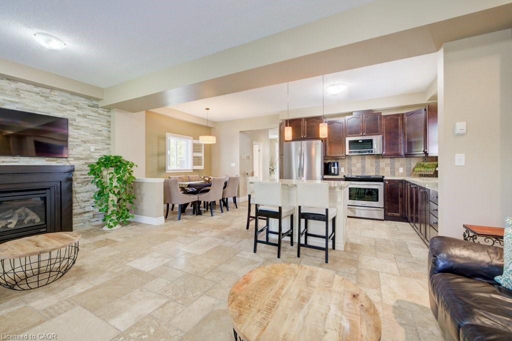 300 Watervale Crescent Property Photo 44