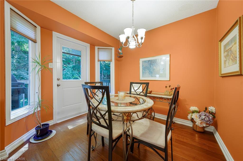 25-30 Osler Drive Property Photo 23