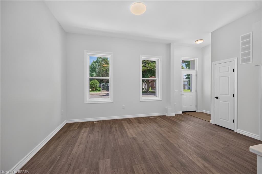 6 Duke Street Property Photo 7