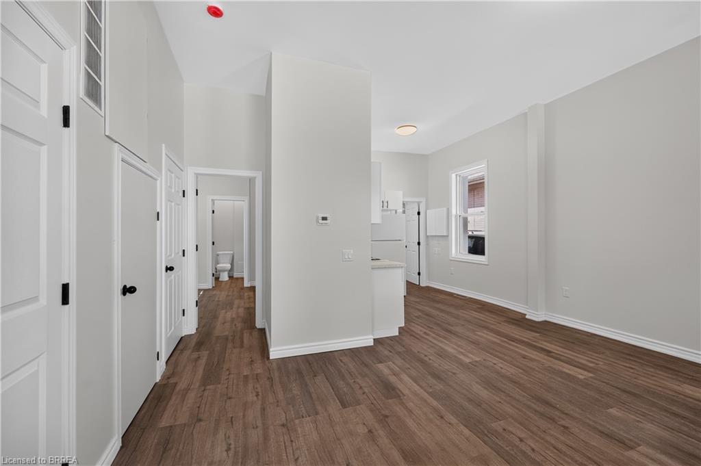 6 Duke Street Property Photo 8