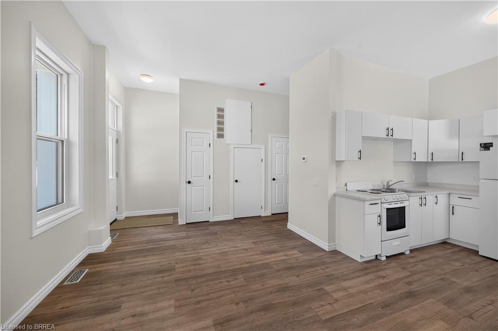 6 Duke Street Property Photo 9