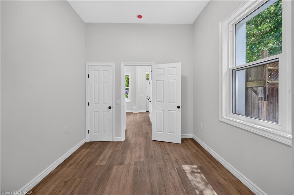 6 Duke Street Property Photo 16