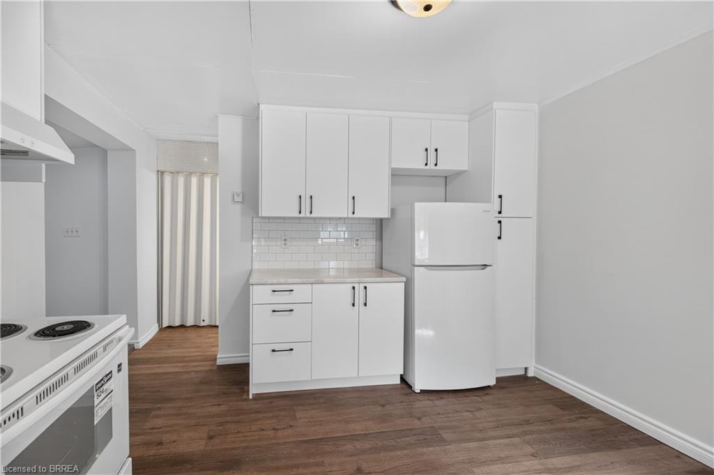 6 Duke Street Property Photo 26
