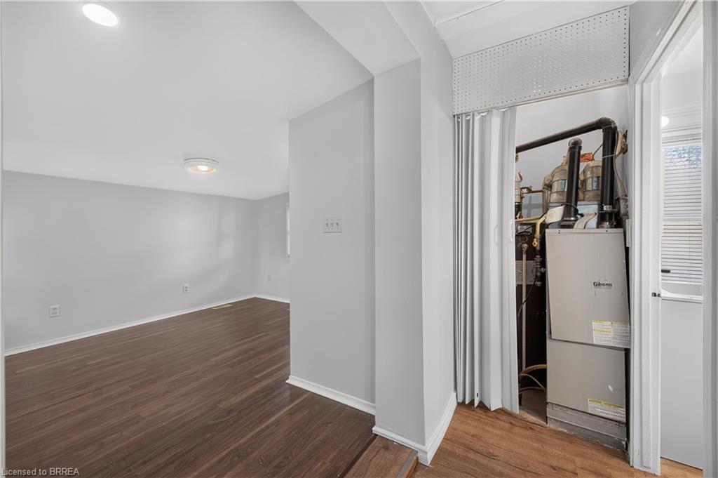 6 Duke Street Property Photo 29