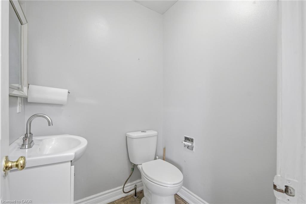 31 Castlehill Road Property Photo 26