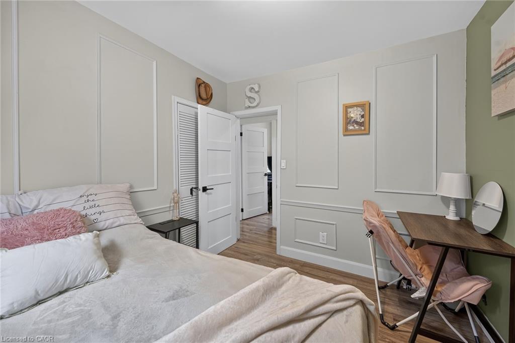 220 Paling Avenue Property Photo 24