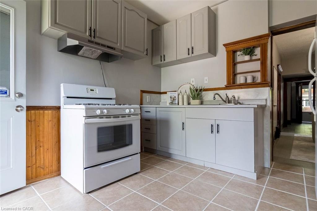 82 Burris Street Property Photo 19