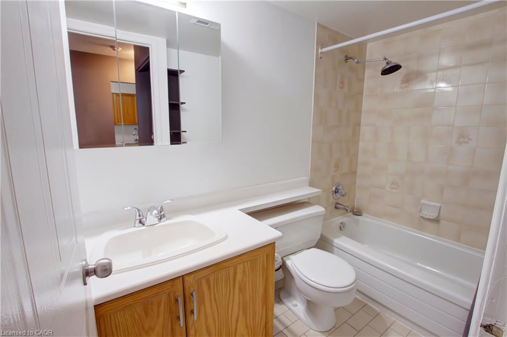 606-1270 Maple Crossing Property Photo 17