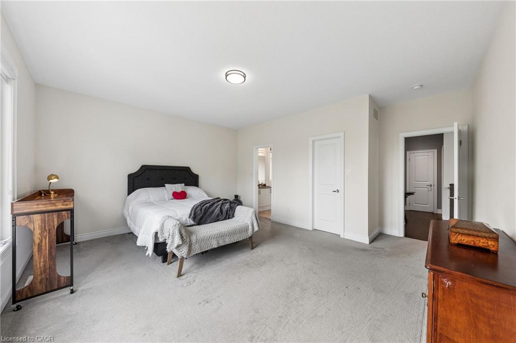 43 Allegra Drive Property Photo 18