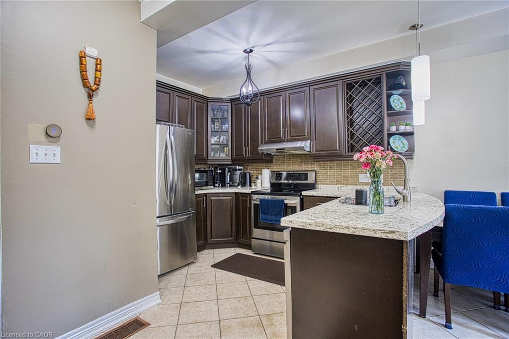 206 Springstead Avenue Property Photo 12