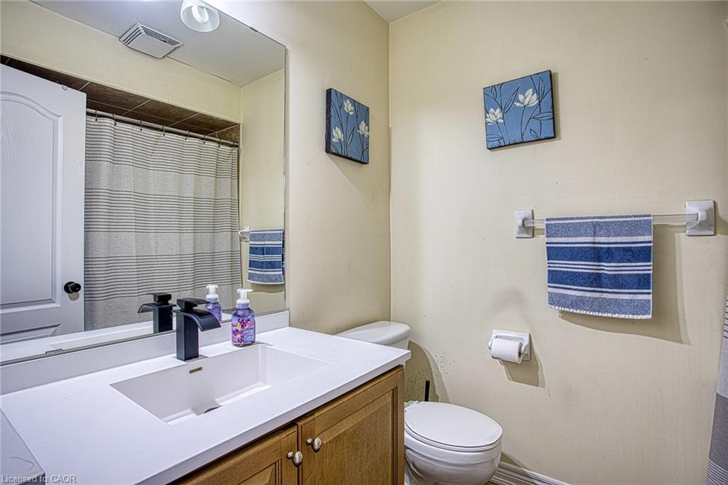 206 Springstead Avenue Property Photo 23