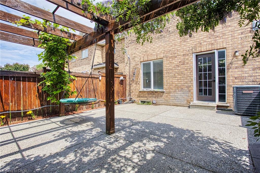 206 Springstead Avenue Property Photo 37