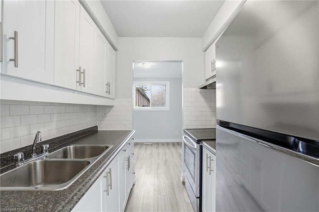 7-125 Limeridge Road W Property Photo 5