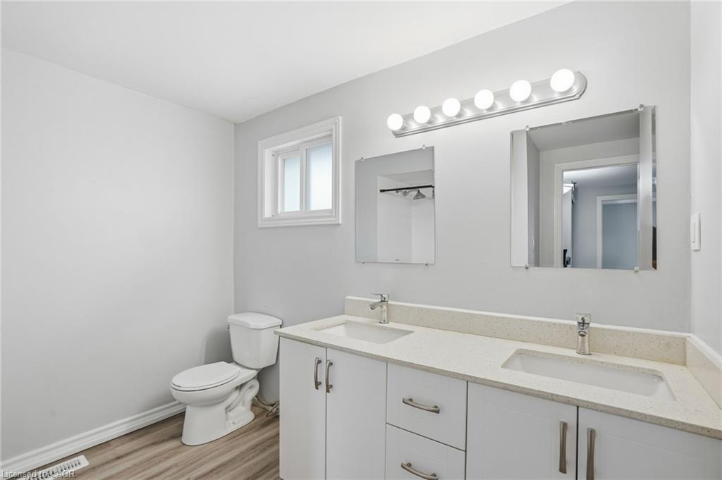 7-125 Limeridge Road W Property Photo 22