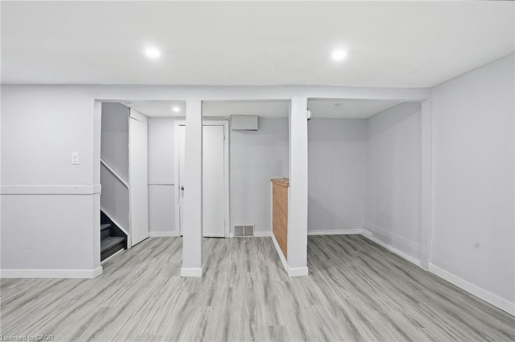 7-125 Limeridge Road W Property Photo 26