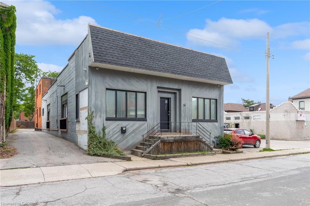 7-16 Myrtle Avenue Property Photo 1