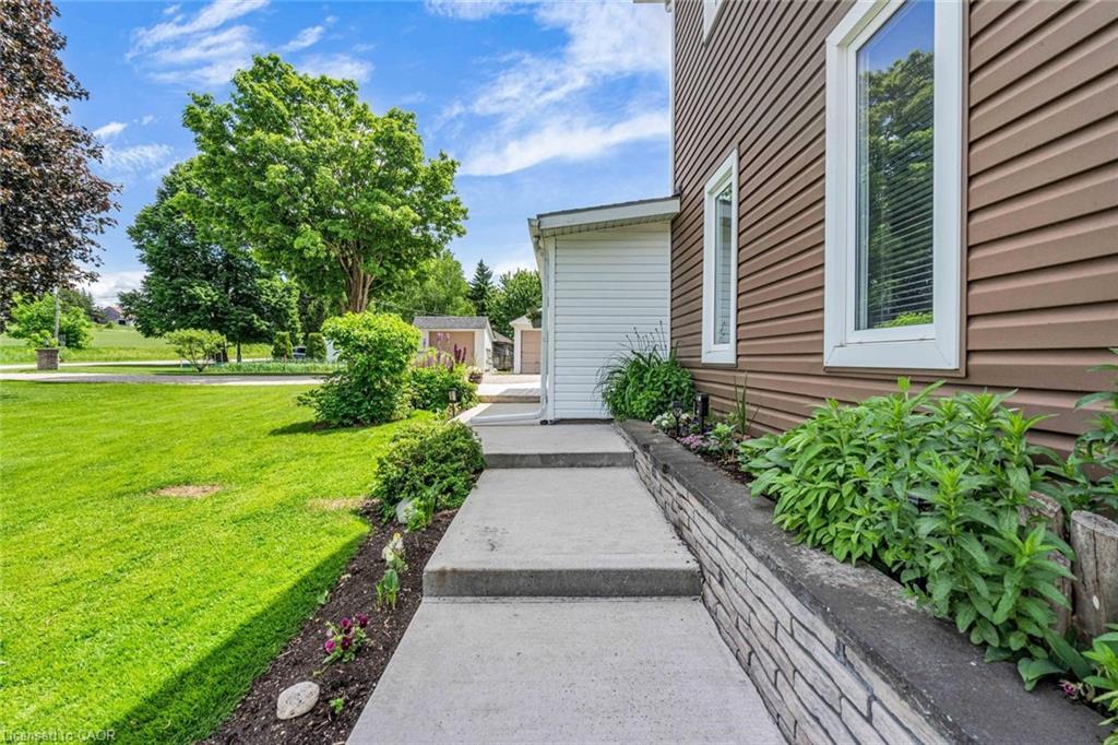 117 Helena Street Property Photo 34