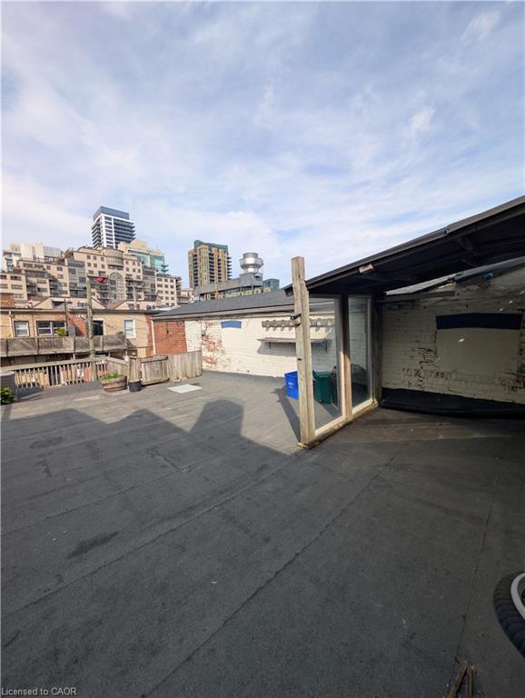 A-359 Brant Street Property Photo 13