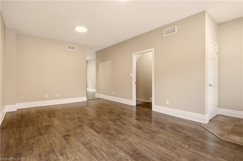 14-1180 Countrystone Drive Property Photo 6