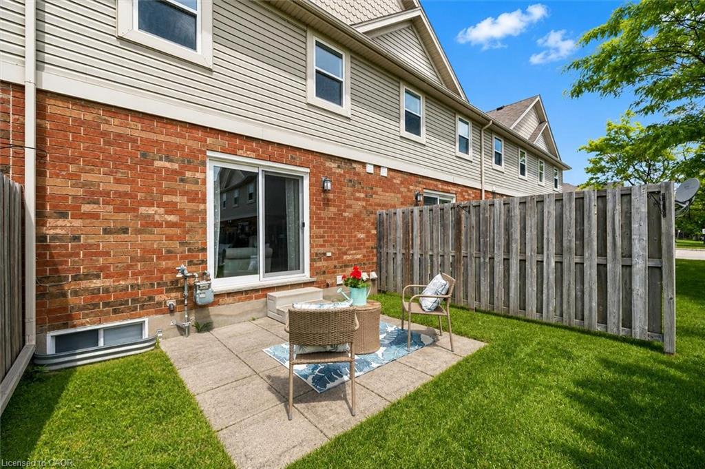 44-124 Gosling Gardens Property Photo 15