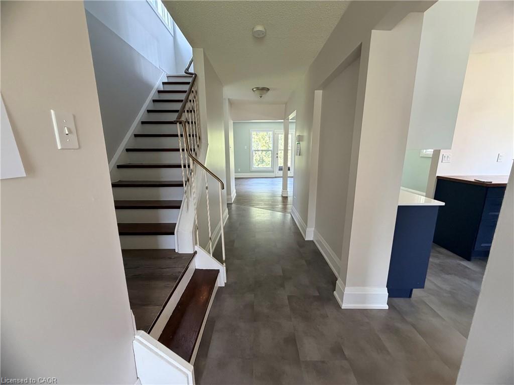 34 Woodridge Drive Property Photo 4